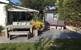Place2Beach-Bungalow